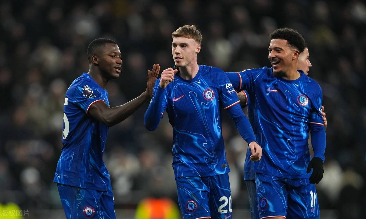 更是他进攻 更是他进攻