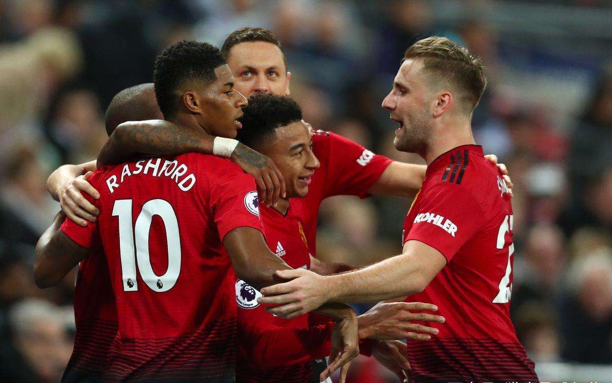 展现出无比 展现出无比