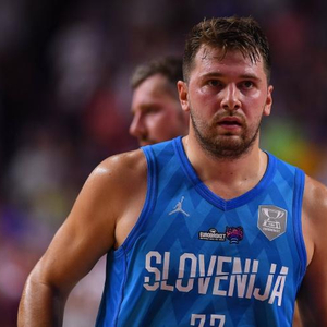 接球即投的 接球即投的